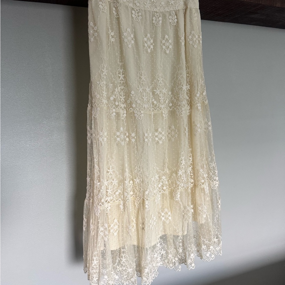Elegant Cream Lace Skirt